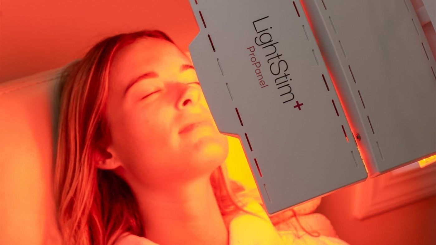 Red Light Therapy in Andover & North Andover, MA: Local Guide to Benefits, Process & Results
